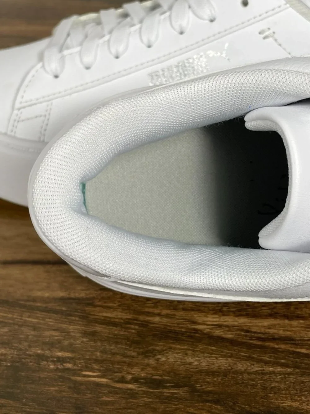 Puma Smash Platform v3 Shoes Womens Size 9 White Leather Casual Low Top Sneakers